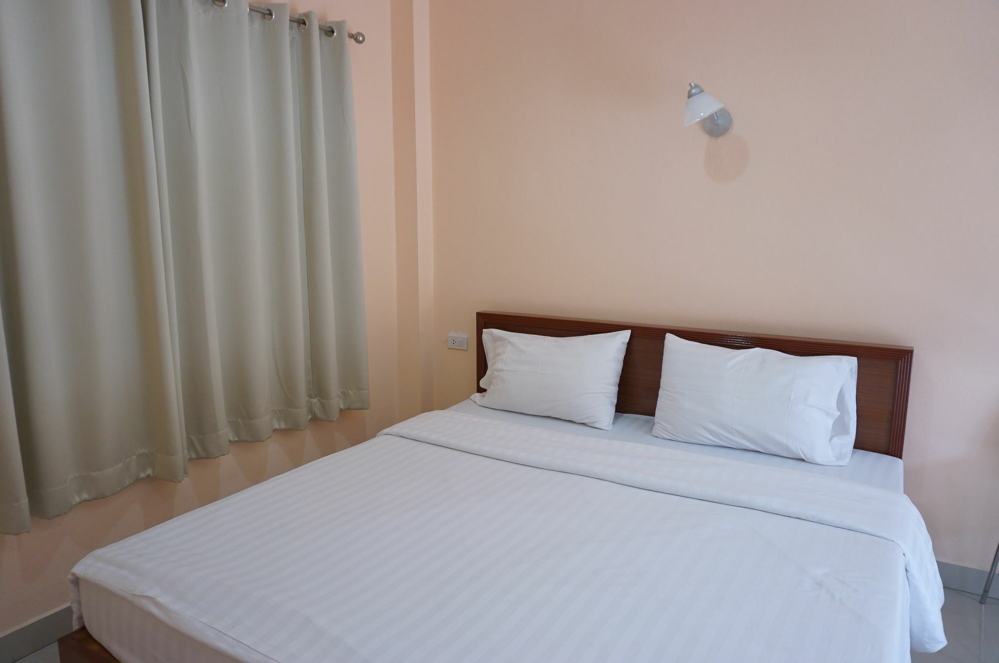 Jirasin Hotel & Apartment Ranong Exterior foto