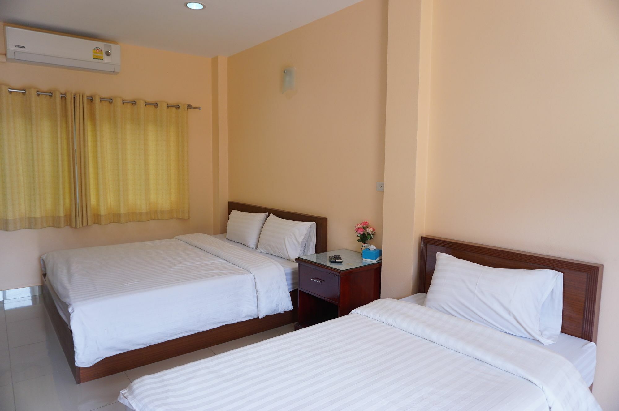 Jirasin Hotel & Apartment Ranong Exterior foto